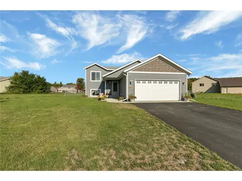 24295 Forestview Cir, Saint Augusta, MN 56301