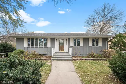 1800 Sugarloaf Trl, Brooklyn Park, MN 55444