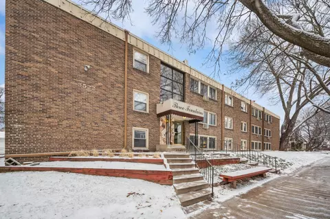 3522 Harriet Ave #207, Minneapolis, MN 55408