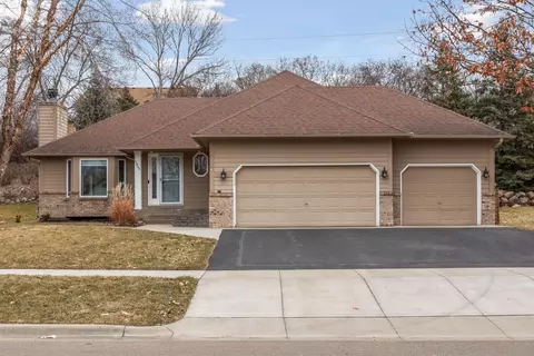 6864 Timber Crest Dr, Maple Grove, MN 55311