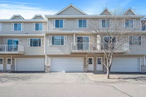 1579 County Road D E #J, Maplewood, MN 55109