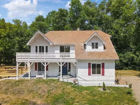 465 Brown Rd S, Long Lake, MN 55356