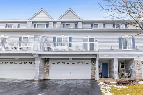 18366 Kerrville Trl #810, Lakeville, MN 55044