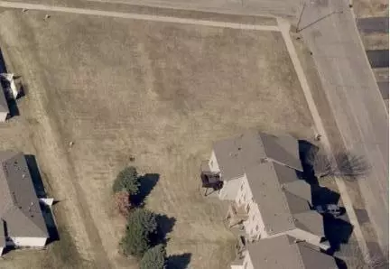 2441 Birn Hill Ln, Faribault, MN 55021
