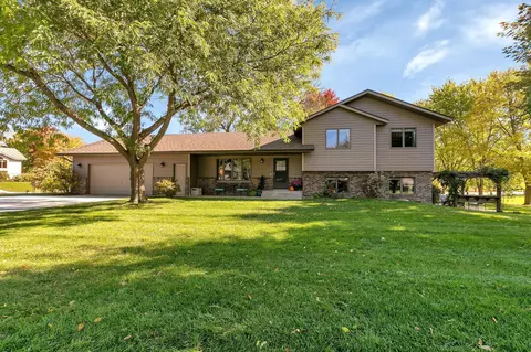 1202 5th Ave N, Sauk Rapids, MN 56379