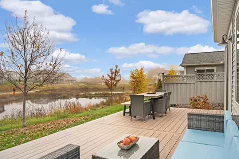 4628 Foxglove Dr, Minnetrista, MN 55331