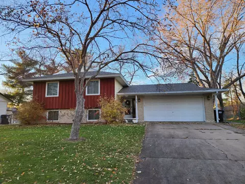 2109 103rd Ave NW, Coon Rapids, MN 55433