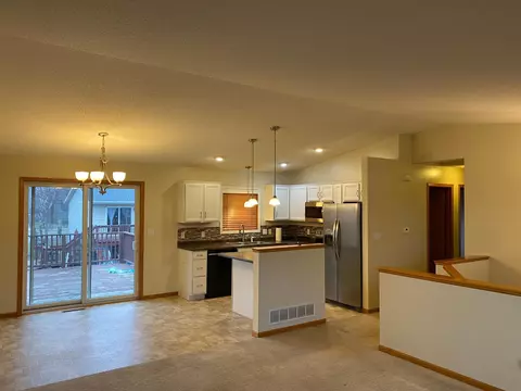 1902 20th St SW, Austin, MN 55912 photo 7