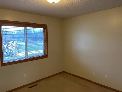 1902 20th St SW, Austin, MN 55912 photo 15