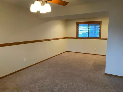 1902 20th St SW, Austin, MN 55912 photo 17