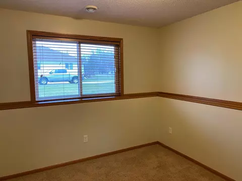 1902 20th St SW, Austin, MN 55912 photo 26
