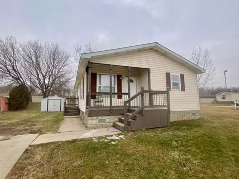 774 18th St, Zumbrota, MN 55992