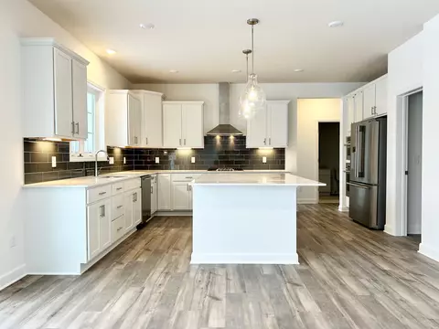 3036 Sugar Maple Dr, Chaska, MN 55318 photo 2
