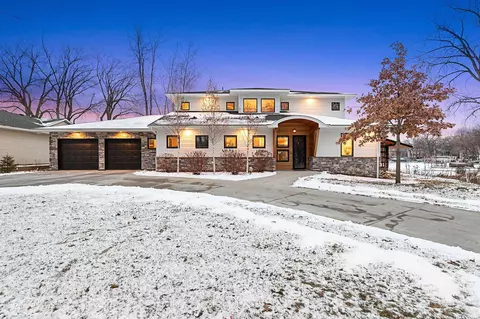1300 Bluebill Bay Rd, Burnsville, MN 55306