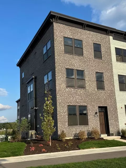 870 A Mount Curve Blvd, Saint Paul, MN 55116