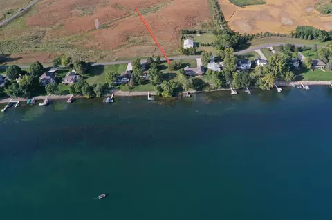 1245 137th Ave NW, Spicer, MN 56288