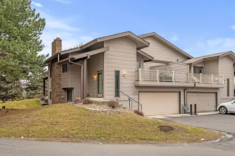 14600 Hampshire Pl, Burnsville, MN 55306