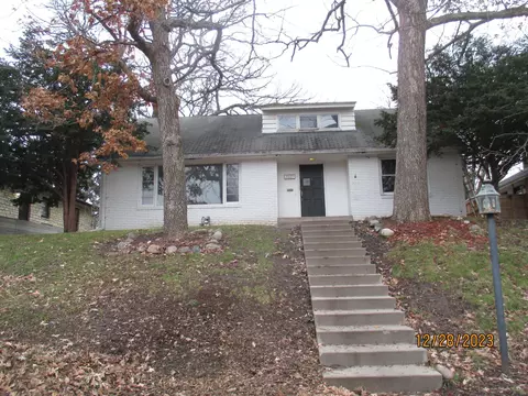3507 York Ave N, Robbinsdale, MN 55422