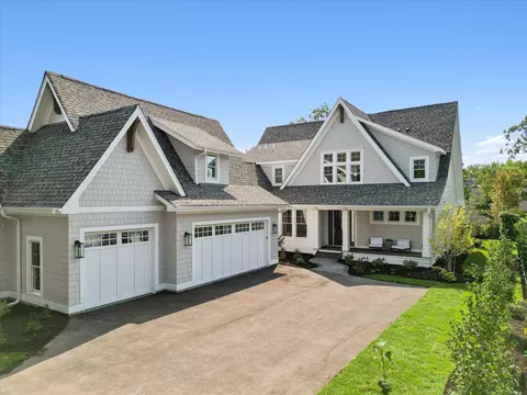126 Benton Ave, Wayzata, MN 55391