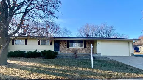 300 6th St SE, Stewartville, MN 55976