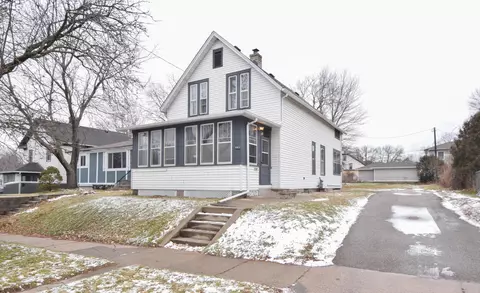 443 Hall Ave, Saint Paul, MN 55107