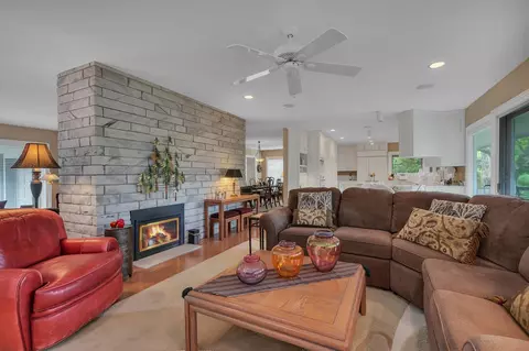 Living - 3116 Devon Ter, Saint Cloud, MN 56301 photo 3 of 11