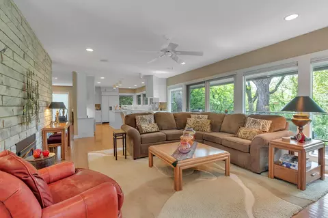 Living - 3116 Devon Ter, Saint Cloud, MN 56301 photo 4 of 11