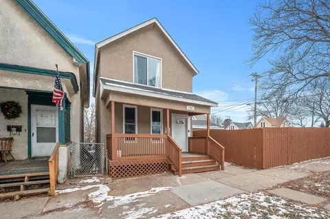 713 Bedford St, Saint Paul, MN 55130