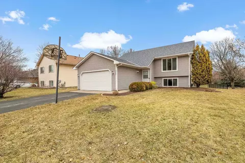 3687 Falcon Way, Eagan, MN 55123
