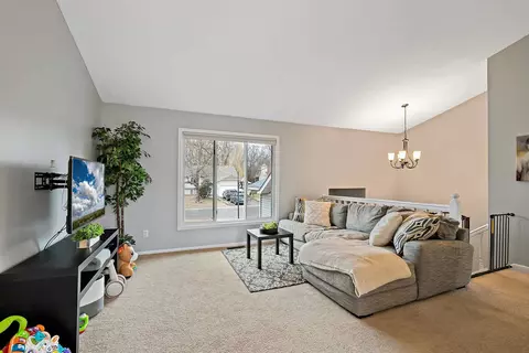 3687 Falcon Way, Eagan, MN 55123 photo 3