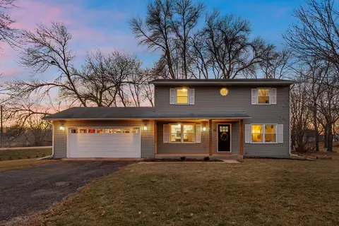 6 Anita Ave, Waconia, MN 55387