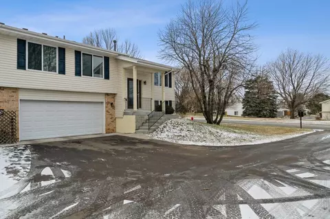 3800 Willow Way, Eagan, MN 55122