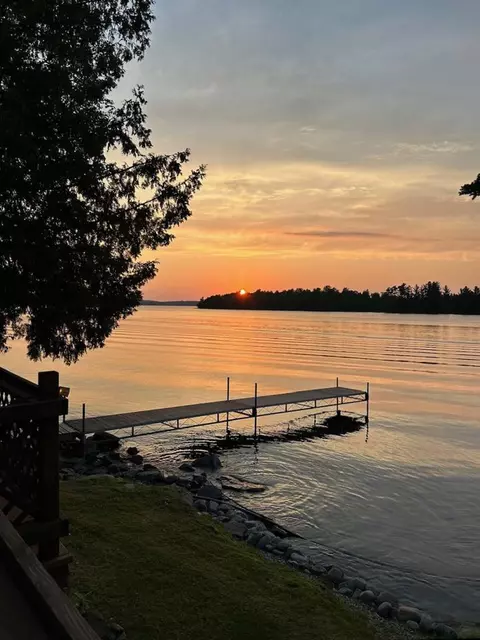 7241 Frazer Bay Rd, Cook, MN 55723