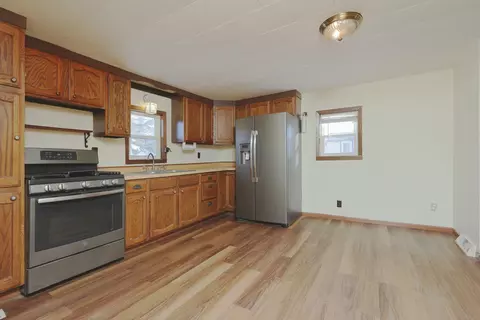 308 Main St E, Silver Lake, MN 55381 photo 5