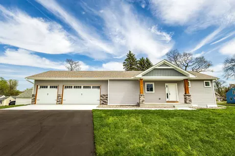 63 Pleasant St, Anoka, MN 55303