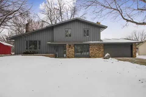 6359 131st Street Ct, Apple Valley, MN 55124