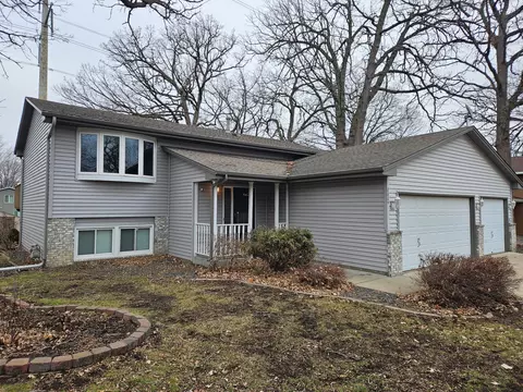 2624 94th Ave N, Brooklyn Park, MN 55444