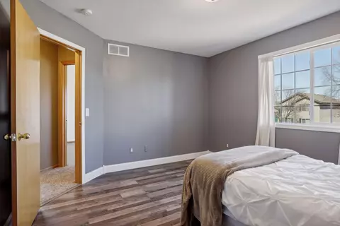 Bedroom - 4792 Aspen St, Hampton, MN 55031 photo 2 of 5