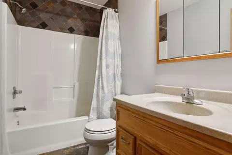 Bath - 4792 Aspen St, Hampton, MN 55031 photo 1 of 2