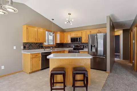 Kitchen - 4792 Aspen St, Hampton, MN 55031 photo 2 of 7