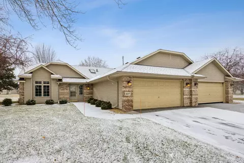 8517 Inverness Ln N, Brooklyn Park, MN 55443