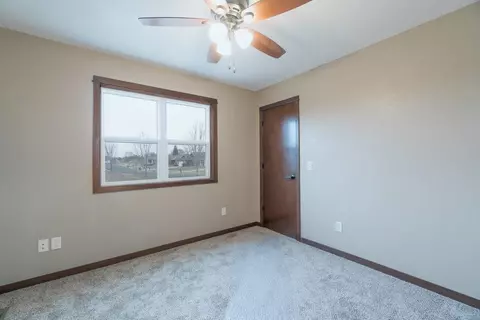 325 E Adams Ave, Fall Creek, WI 54742 photo 16