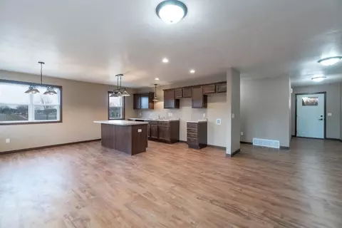 325 E Adams Ave, Fall Creek, WI 54742 photo 6