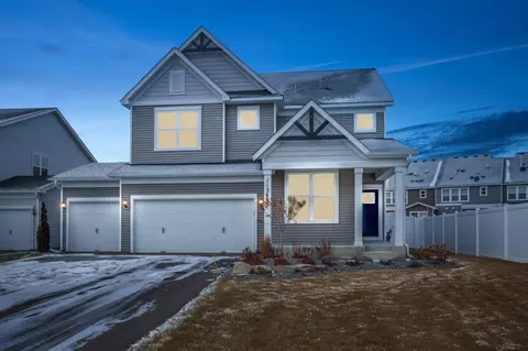 11369 Crestbury Cir, Woodbury, MN 55129