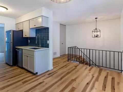 7791 Whitney Dr, Apple Valley, MN 55124