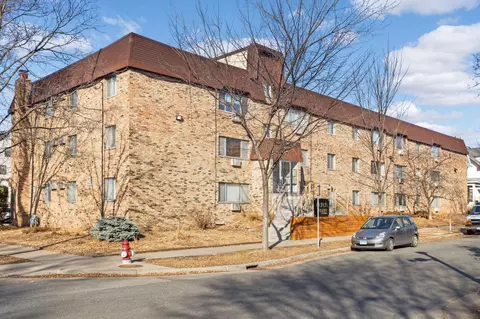 2446 Aldrich Ave S #209, Minneapolis, MN 55405