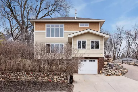 265 Minnesota Ave, Roseville, MN 55113