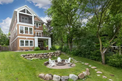3053 Lake Shore Blvd, Wayzata, MN 55391