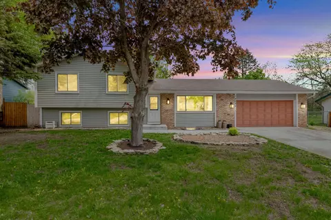 14684 Denmark Ct, Apple Valley, MN 55124