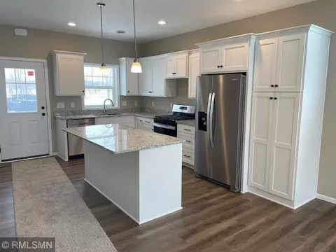 985 45th Ave NE, Saint Cloud, MN 56304 photo 3